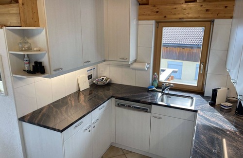Amden Apartment | Beautiful apartment for 5 guests with WIFI, TV, terrace, pets allowed and panoramic view
