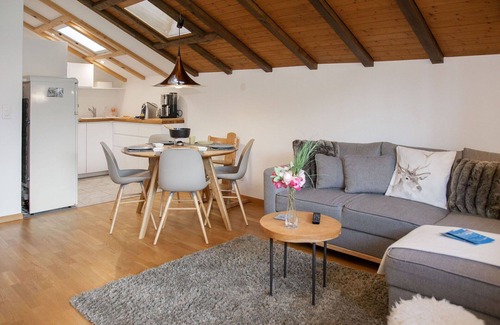 Falera Apartment | Beautiful apartment for 5 people with WIFI, pool, TV, balcony and panoramic view