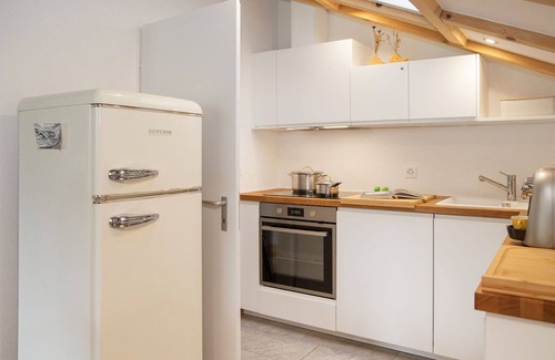 Falera Apartment | Beautiful apartment for 5 people with WIFI, pool, TV, balcony and panoramic view