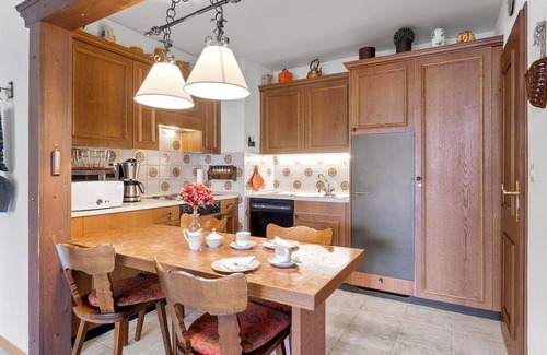 Parpan Apartment | Beautiful apartment for 3 people with TV and balcony