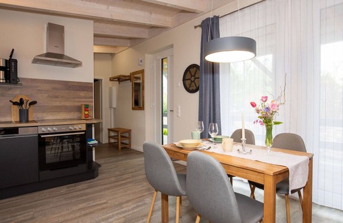 Osten Apartment | Beautiful apartment for 4 people with WIFI, TV and terrace