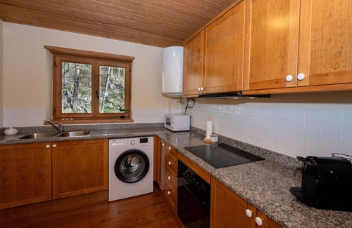 Taull Apartment | Beautiful apartment for 6 people with WIFI, TV and balcony