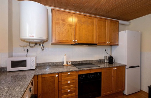 Taull Apartment | Beautiful apartment for 6 people with WIFI, TV and balcony