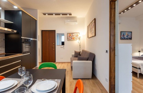 Citta Studi Apartment | Beautiful apartment for 3 guests with WIFI, A/C, TV and balcony