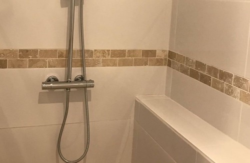 Le Ru Apartment | Beautiful apartment for 2 people with WIFI, pool, TV, pets allowed and parking