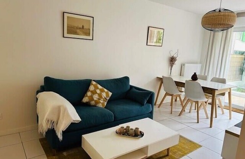 La Rochelle Apartment | Beautiful apartment - near the beach
