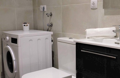 Ourense Apartment | Beautiful Apartment in Ourense overlooking the City