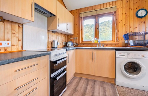 Glen Urquhart House | Beautiful apartment in villa for 6 people with WIFI, TV and pets allowed