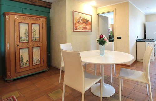 Silea House | Beautiful apartment in villa for 4 people with A/C, WIFI, pool and patio