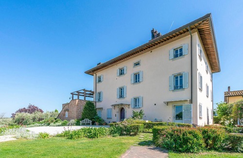 Lari Apartment | Beautiful apartment in Lari
