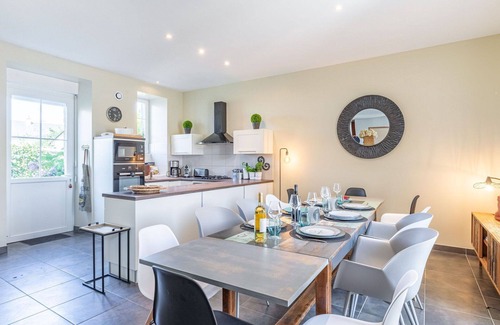 Caden Villa | Beautiful apartment in villa for 8 guests with WIFI, private pool, TV and terrace