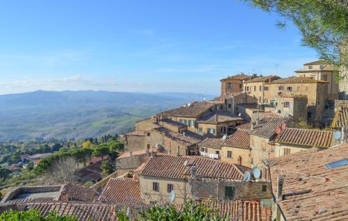 Volterra Apartment | Beautiful Apartment In Volterra