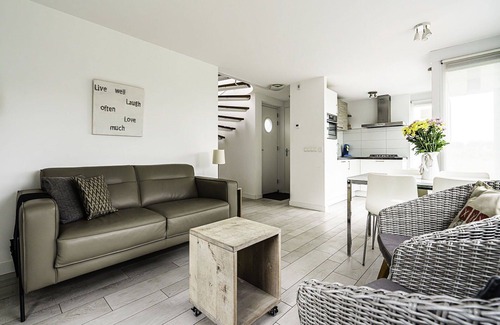 Municipality of Vlissingen House | Beautiful apartment in villa for 4 people with WIFI, TV, terrace and pets allowed