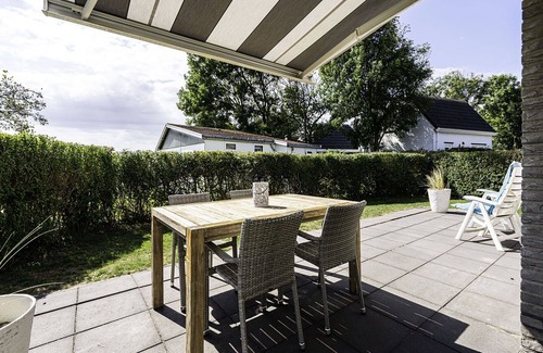 Municipality of Vlissingen House | Beautiful apartment in villa for 4 people with WIFI, TV, terrace and pets allowed