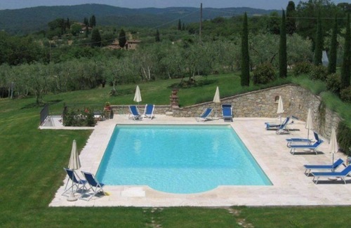 Lucignano Apartment | Beautiful apartment for 2 guests with WIFI, pool and panoramic view, close to Montepulciano