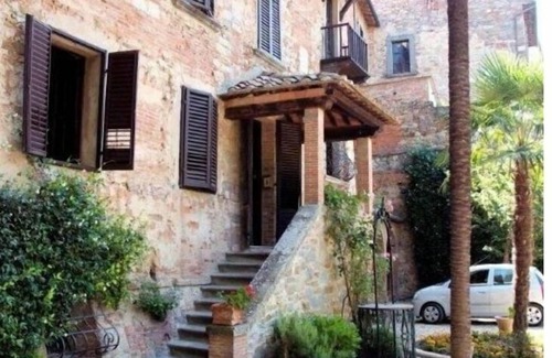 Lucignano Apartment | Beautiful apartment for 2 guests with WIFI, pool and panoramic view, close to Montepulciano