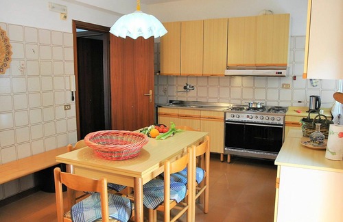Sperlonga Apartment | Beautiful apartment for 7 people with WIFI, A/C, TV, balcony and pets allowed
