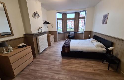 Sint-Jozef Apartment | Beautiful apartment met zicht Damse vaart @brugge