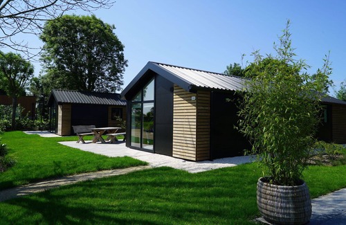 Vleteren House | Beautiful apartment in villa for 6 people with WIFI, TV and terrace