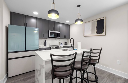 Columbia Heights Apartment | Beautiful Apartment Duplex near Metro