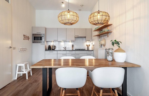 Vissershaven House | Beautiful apartment with harbour views.