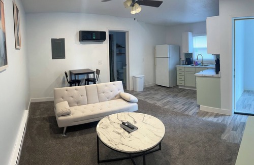 Bay City Apartment | Beautiful apartment w/AC in Bay City-Perfect for a getaway, close to downtown