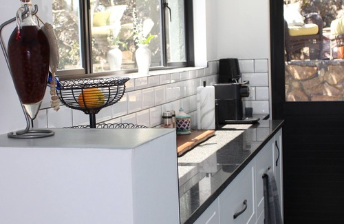 Hout Bay Apartment | Beautiful apartment with stunning views in breathtaking Llandudno, Cape Town