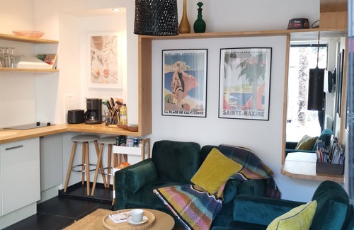 Auray Apartment | BEAUTIFUL APARTMENT WITH GARDEN AURAY - ST GOUSTAN - 10 km plage