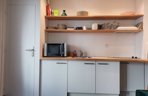 Auray Apartment | BEAUTIFUL APARTMENT WITH GARDEN AURAY - ST GOUSTAN - 10 km plage