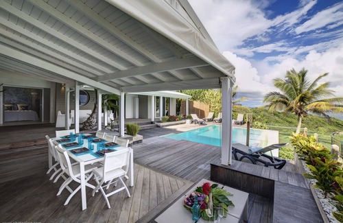 Sainte-Anne Villa | Beautiful architect in an exceptional villa with a sea view 180 °
