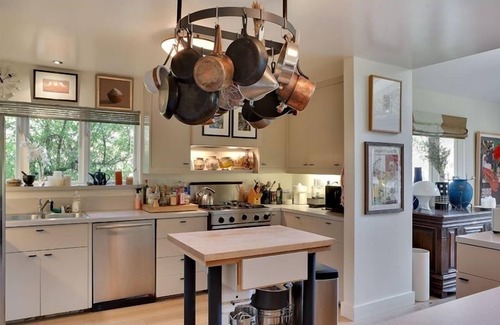 Santa Barbara House | Beautiful Art Lover's Retreat