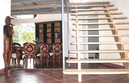 Ambohibao Apartment | Beautiful Artist Villa near Airport