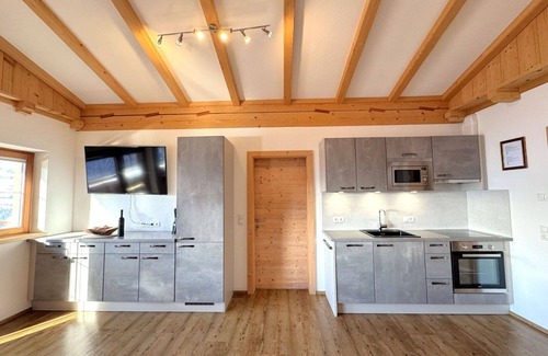Ramsau im Zillertal Apartment | Beautiful apartment for 8 guests with WIFI, TV, patio and panoramic view