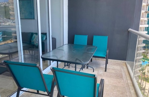 Rusta Especial Icacos Apartment | BEAUTIFUL BEACHFRONT APARTMENT, ACAPULCO COASTLINE ARMANDOS LE CLUB