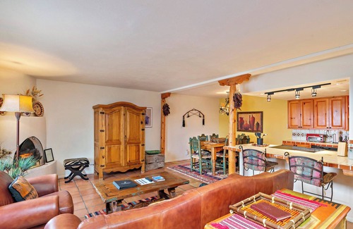 Northeast Santa Fe Hotel | Beautiful Balcony Views @ Fort Marcy, Rustic Charm, Close To Plaza