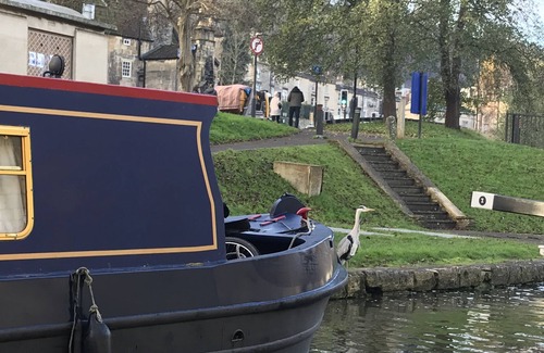 Dursley Boat Rental | Beautiful Barge with No Regrets