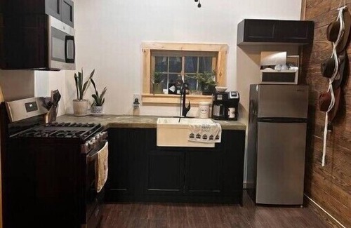 Chillicothe House | Beautiful Barn finished living quarters, Horses, nature and adventure awaits!