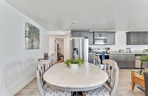 Vineyard House | Beautiful Basement Space w/Waffles & Pets Welcome!