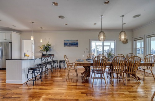 Fishing Creek Villa | Beautiful Bayside Villa on Chesapeake