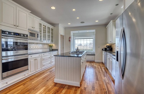 Fishing Creek Villa | Beautiful Bayside Villa on Chesapeake