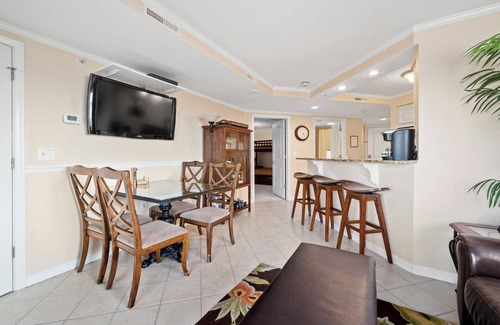 Midtown Ocean City Condo | Beautiful Bayview Condo Close to the Beach and the Convention Center