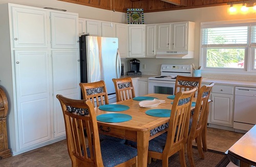 Ocean Isle Beach House | Beautiful beach house located on the Intracoastal Waterway with Canal Access!