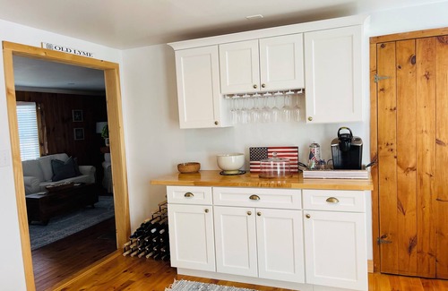 Old Lyme Cottage | Beautiful Beach cottage that you will not want to leave.