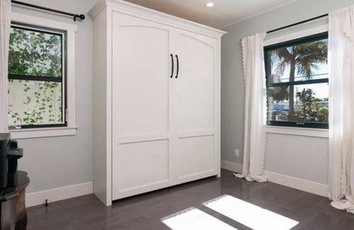 Ventura Cottage | BEAUTIFUL BEACH COTTAGE - FULLY RESTORED