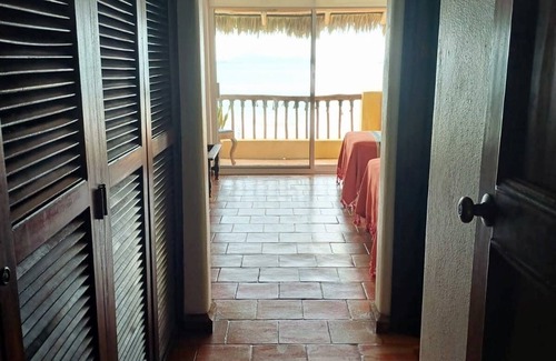 Manzanillo House | BEAUTIFUL BEACH FRONT HOUSE