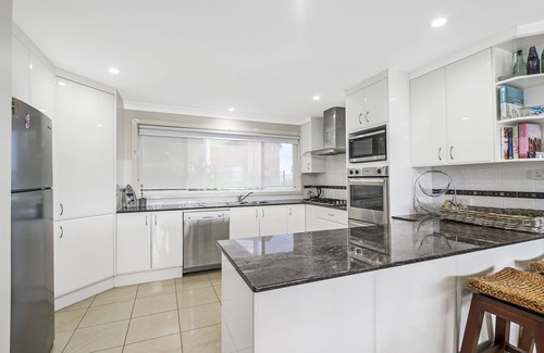 Crescent Head House | BEAUTIFUL BEACH HOME WITH EXPANSIVE DECK, WI-FI & NETFLIX
