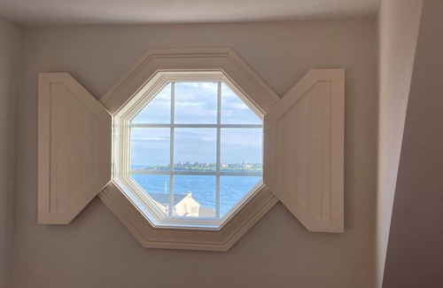 Bonnet Shores House | Beautiful Beach House with fantastic ocean views! Short walk to beach.