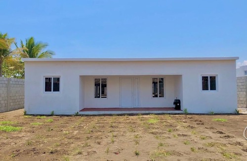 Monterrico House | Beautiful beach house 2, by the sea, with private pool.