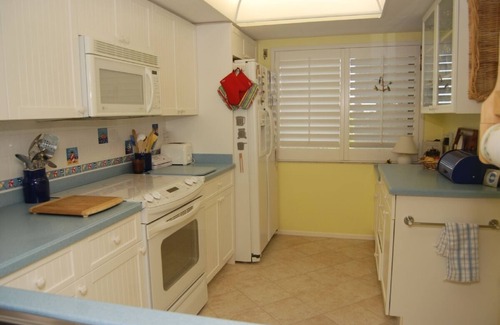 Fort Myers Beach Condo | Beautiful Beachfront Corner Unit Condo on Quiet South End - Breathtaking Views!