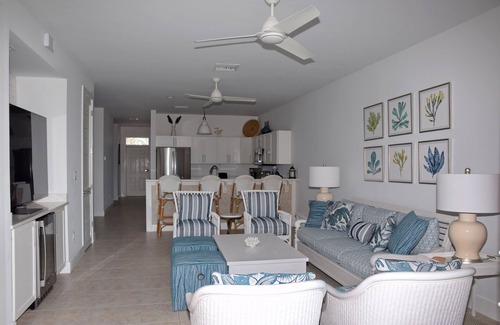 Treasure Cay Resort | Beautiful beachfront condo in Paradise